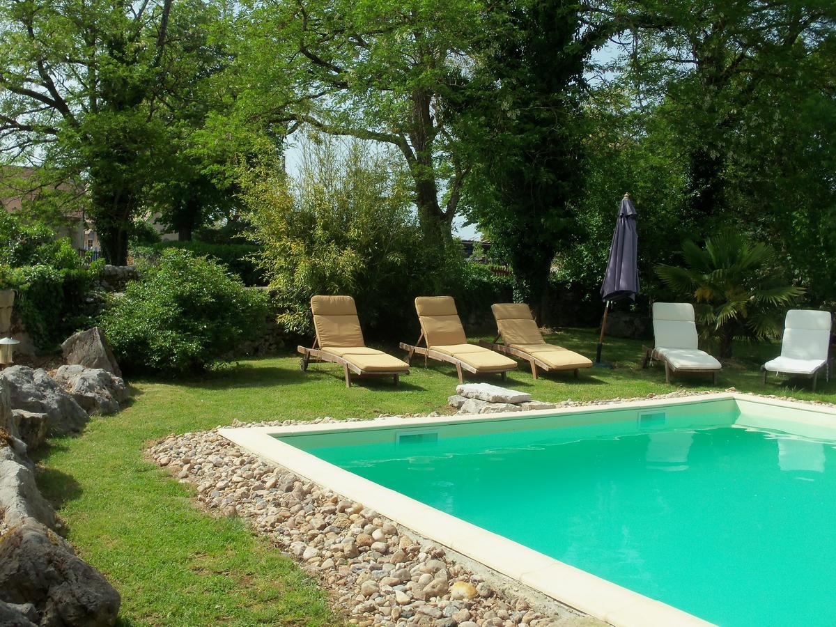 Chambres Et Jardin De Pierres Espédaillac Esterno foto