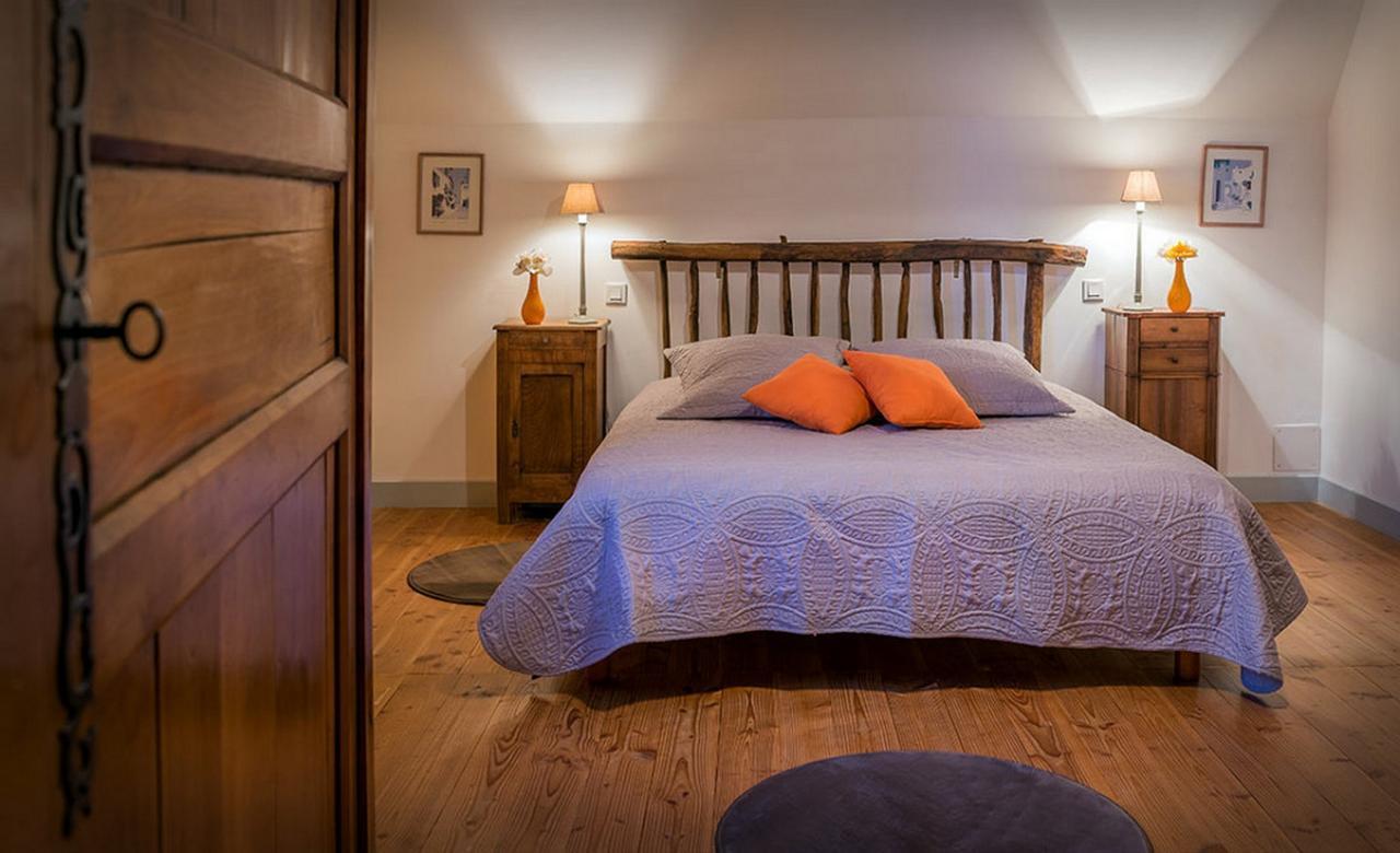 Chambres Et Jardin De Pierres Espédaillac Esterno foto